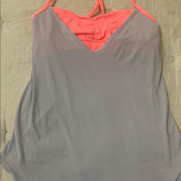 NWOT Lululemon shirt - Picture 2 of 3